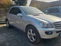 Gebraucht Mercedes ML320 224 PS (164 kW) 2006 Silber SUV