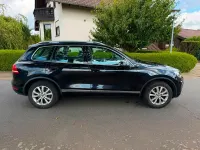 Gebraucht VW Touareg 240 PS (176 kW) 2011 Schwarz SUV