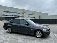 Gebraucht BMW 320 156 PS (114 kW) 2008 Grau Limousine
