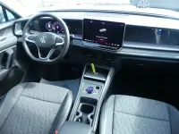 Gebraucht VW Tayron Life 150 PS (110 kW) 2025 Silber SUV