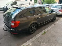 Gebraucht Skoda Superb 140 PS (102 kW) 2014 Braun Kombi