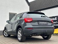 Gebraucht Audi Q2 Ambiente 150 PS (110 kW) 2017 Grau SUV