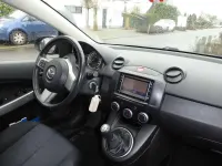Używany Mazda 2 Center-Line 84 KM (61 kW) 2013 Niebieski Hatchback