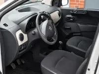 Gebraucht Dacia Lodgy 83 PS (61 kW) 2014 Weiß Van / Kleinbus