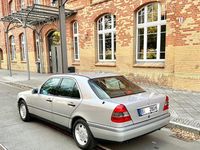 Gebraucht Mercedes C280 Elegance 193 PS (141 kW) 1995 Silber Limousine