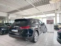 Gebraucht VW Touareg 231 PS (169 kW) 2020 Moonlight blue perleffekt SUV