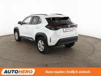 Gebraucht Toyota Yaris Cross Team 116 PS (85 kW) 2024 Weiß SUV