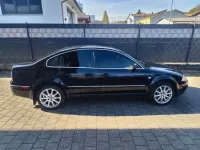 Usata VW Passat 275 CV (202 kW) 2004 Nero Berlina