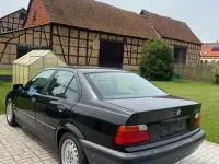 Gebraucht BMW 316 102 PS (75 kW) 1997 Schwarz Limousine