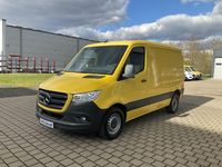 Gebraucht Mercedes Sprinter 163 PS (119 kW) 2019 Calcitgelb Van