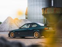 Gebraucht BMW 318 1998 Grün Coupé