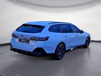 Gebraucht BMW 520 Efficient Dynamics 197 PS (144 kW) 2025 Weiß Kombi