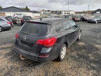 Gebraucht Opel Astra Edition 125 PS (91 kW) 2012 Grau Kombi