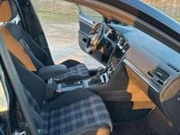 Second-hand VW Golf VII GTI 230 CP (169 kW) 2017 Negru Hatchback