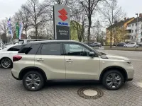 Gebraucht Suzuki Vitara Comfort 102 PS (75 kW) 2025 Beige SUV