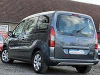Gebraucht Citroën Berlingo 98 PS (72 kW) 2015 Grau Van / Kleinbus