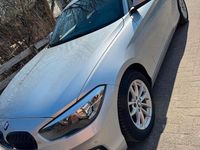 Gebraucht BMW 116 116 PS (85 kW) 2018 Grau Kleinwagen