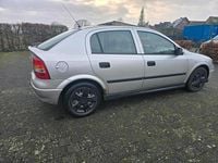 Gebraucht Opel Astra 101 PS (74 kW) 2002 Silber Limousine