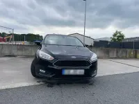 Gebraucht Ford Focus 125 PS (91 kW) 2017 Schwarz Limousine