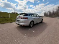 Gebraucht Renault Mégane Intens 132 PS (97 kW) 2017 Silber Limousine