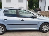Gebraucht Peugeot 206 75 PS (55 kW) 2001 Blau Kleinwagen