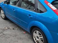 Gebraucht Ford Focus 116 PS (85 kW) 2006 Blau Limousine