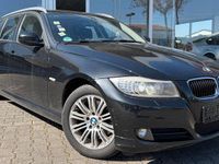 Gebraucht BMW 318 143 PS (105 kW) 2013 Schwarz Kombi