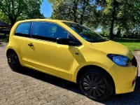 Gebraucht Skoda Citigo Active 60 PS (44 kW) 2012 Sunflowergelb Kleinwagen