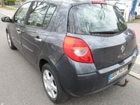 Gebraucht Renault Clio II 101 PS (74 kW) 2007 Grau Kleinwagen