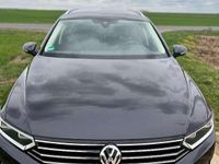 Gebraucht VW Passat Comfortline 150 PS (110 kW) 2018 Schwarz Kombi