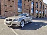 Gebraucht BMW 320 Exclusive 163 PS (119 kW) 2011 Braun Kombi