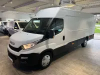 Second-hand Iveco Daily 126 CP (92 kW) 2017 Alb Monovolum