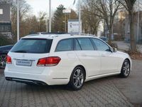 gebraucht Mercedes E220 CDI BlueEfficiency / Avantgarde/ Pano /LED