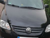 Gebraucht VW Fox 75 PS (55 kW) 2011 Schwarz Kleinwagen
