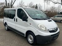 Używany Opel Vivaro 90 KM (66 kW) 2009 Biały Minivan