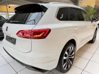 Gebraucht VW Touareg Elegance 340 PS (250 kW) 2023 Weiß SUV
