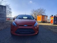 Gebraucht Ford Fiesta Trend 60 PS (44 kW) 2010 Rot Kleinwagen