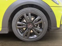 Gebraucht Mini Cooper 136 PS (100 kW) 2023 Gelb Kleinwagen