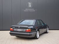Gebraucht Mercedes E500 320 PS (235 kW) 1992 Schwarz Limousine