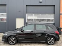 Gebraucht Mercedes B180 122 PS (89 kW) 2016 Schwarz Van / Kleinbus