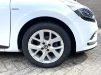 Gebraucht Renault Clio LIMITED 76 PS (55 kW) 2019 Weiß Limousine
