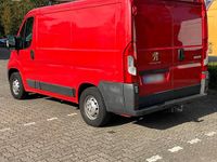 Gebraucht Peugeot Boxer 110 PS (80 kW) 2016 Rot Van