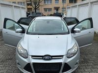 Gebraucht Ford Focus 116 PS (85 kW) 2013 Silber Kleinwagen