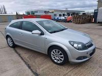 Gebraucht Opel Astra Edition+ 105 PS (77 kW) 2006 Starsilber iii m2 Coupé