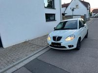 Gebraucht Lancia Ypsilon 60 PS (44 kW) 2010 Weiß Kleinwagen