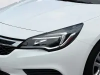 Gebraucht Opel Astra Edition 150 PS (110 kW) 2016 Weiß Limousine