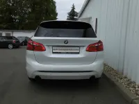 Gebraucht BMW 220 Sport Line 192 PS (141 kW) 2017 Weiß Van / Kleinbus