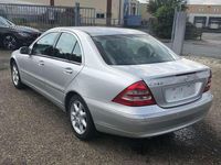 Gebraucht Mercedes C240 Elegance 170 PS (125 kW) 2003 Silber Limousine