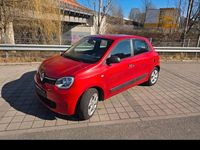 Second-hand Renault Twingo 65 CP (47 kW) 2020 Roșu Hatchback