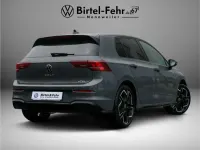 Neu VW Golf VIII R-line 150 PS (110 kW) 2026 Delfingrau metallic Limousine